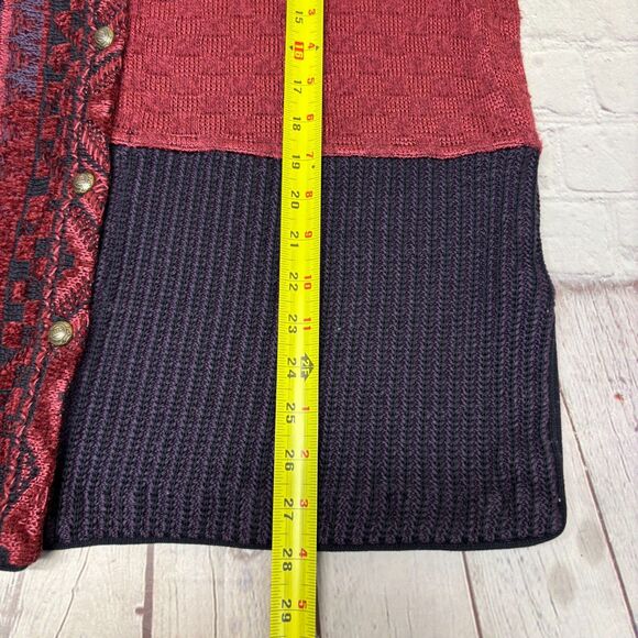 Coogi Australia Women Cardigan Sweater Cable 3D Knit Size Medium Artsy D011 -11 - Picture 4 of 16